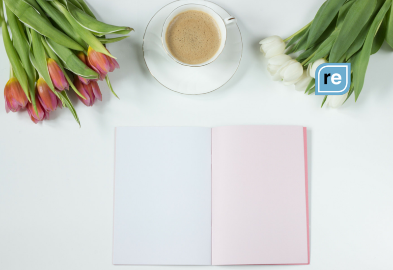 Workspace Wednesday: The Last Writing Desk is a Minimalist Workstation