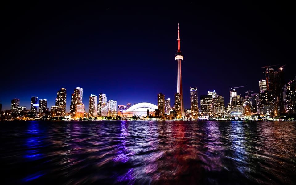 PayPal's Toronto Headquarters is a Colourful Ode to Canada
